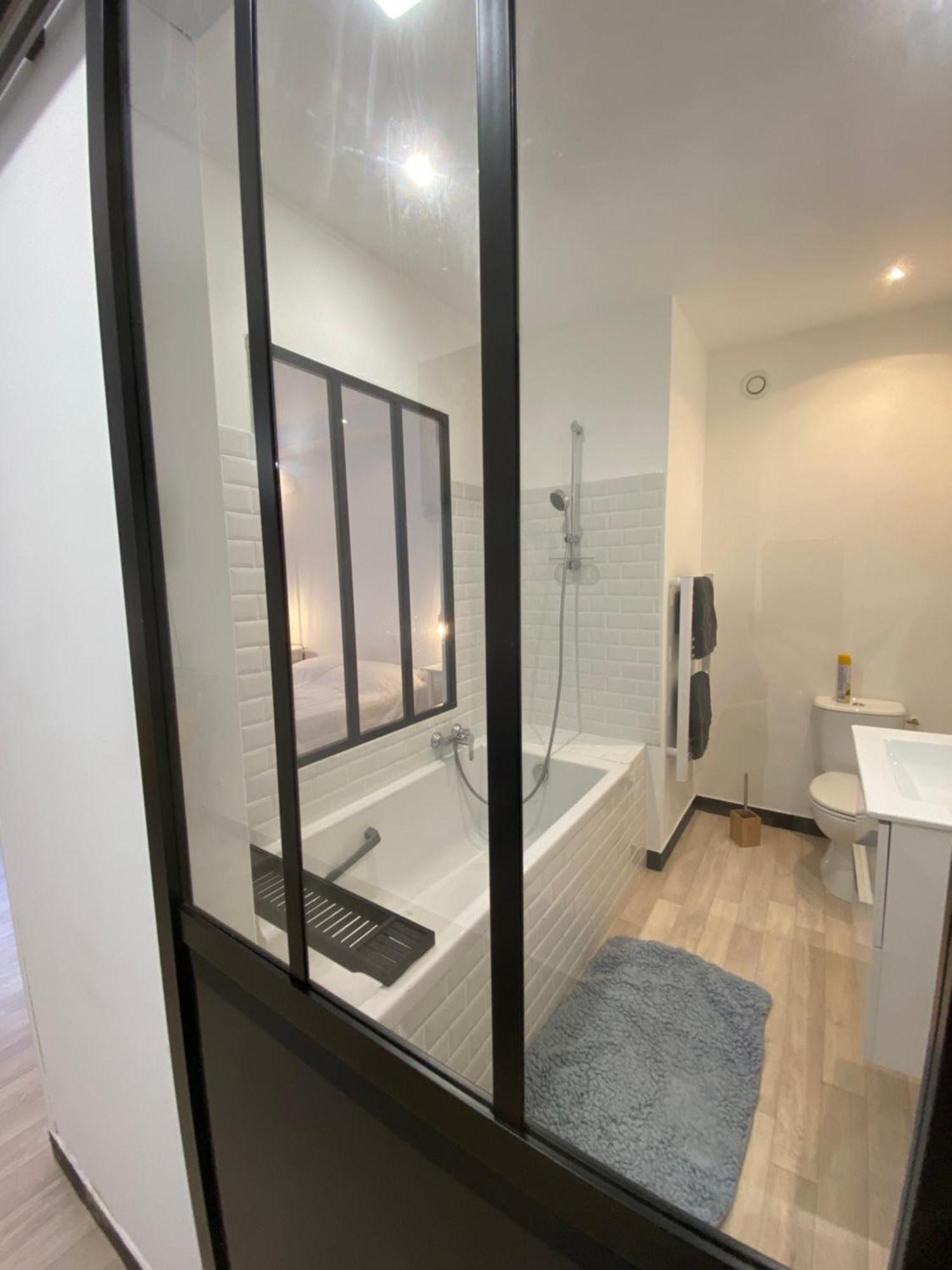Chambre & Salle De Bain Privee - Lv 33 Argenton Sur Creuse Exterior foto